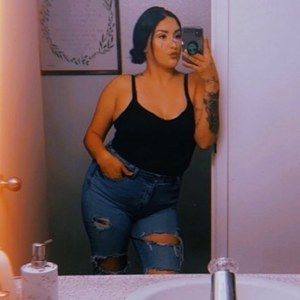 Meet your Posher, Alexandria